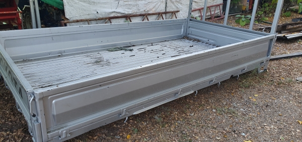 1.60 x 3.10 เมตร กะบะ