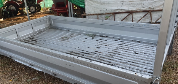 1.60 x 3.10 เมตร กะบะ