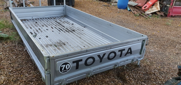 1.60 x 3.10 เมตร กะบะ