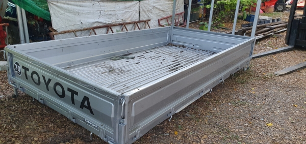 1.60 x 3.10 เมตร กะบะ