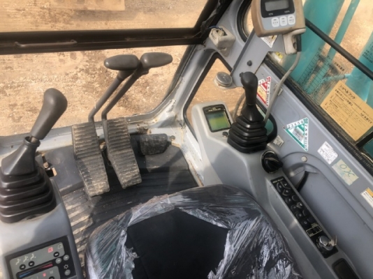 ขายรถขุด KOBELCO SK100 MARK 5 SUPER นำเข้าเองจากญี่ปุ่น สภาพสวยพร้อมใช้ มีVDOการทำงานครับ