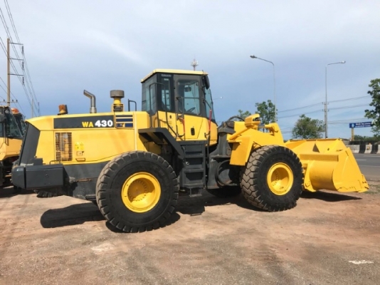 ขายรถตักล้อยาง KOMATSU WA430-5 นำเข้าเองจากญี่ปุ่น สภาพสวยพร้อมใช้ มีVDOการทำงานครับ