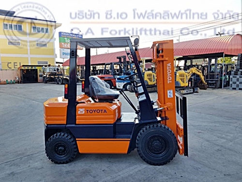 ขาย รถโฟล์คลิฟท์ TOYOTA รุ่น 5-FD25