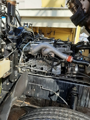 Isuzu 320 แรง ปี 51 สิบล้อหัวลาก รถสวยเดิมบาง ไม่เคยเกิดอุบัติเหตุ ยางดี พร้อมใช้งาน Isuzu 320 แรง ปี 51 สิบล้อหัวลาก รถสวยเดิมบาง ไม่เคยเกิดอุบัติเหตุ ยางดี พร้อมใช้งาน