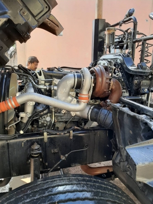 Isuzu 320 แรง ปี 51 สิบล้อหัวลาก รถสวยเดิมบาง ไม่เคยเกิดอุบัติเหตุ ยางดี พร้อมใช้งาน Isuzu 320 แรง ปี 51 สิบล้อหัวลาก รถสวยเดิมบาง ไม่เคยเกิดอุบัติเหตุ ยางดี พร้อมใช้งาน