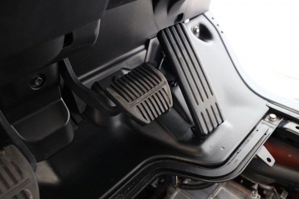 Toyota 8FG18 ยก1.8ตัน เสาสูง3เมตร งาสไลด์หุบ-ถ่าง เครื่องยนต์เบนซิล