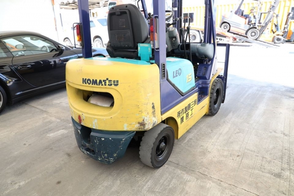 ขายถูกมาก Komatsu FG15LC-16 ขนาดยก1.5ตัน เสาสูง3เมตร เครื่องเบนซิล สวย แห้ง เดิมจากญี่ปุ่น