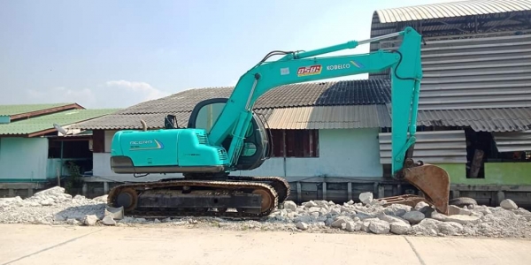 ขาย..KOBELCO SK120-2 มาร์ไฟว์  ธรรมดา  เก่าใน  สวย พร้อมใช้  เอกสารอินซอย  โทร 089-3818694จ๊อย