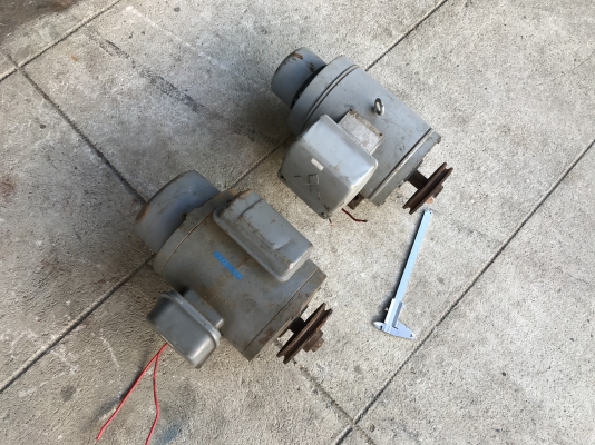 ขายมอเตอร์ไฟฟ้า Mitsubishi และ Hitachi 2HP. 1450RPM. 220V ไฟบ้าน สภาพสวยเดิมๆ หมุนนิ่ม รุ่นโครงเหล็กหล่อ แข็งแรง พร้อมใช้งาน