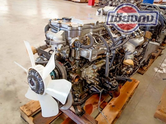 ขายเครื่องยนต์ FUSO 6M60 Turbo 240 รุ่นใหม่ เครื่องนอก
