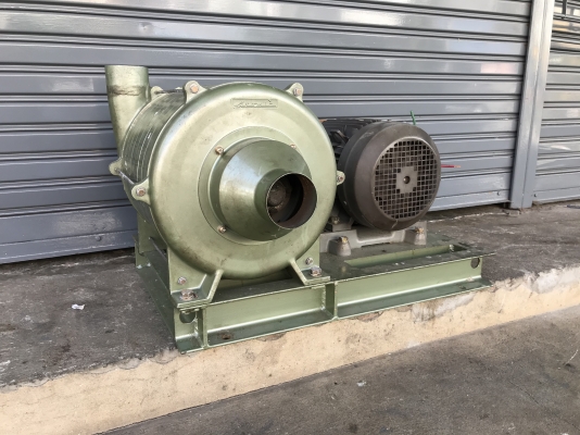 ขายชุดโบลเวอร์แรงดันสูงดูด-เป่าอากาศ Atomic 5HP. 220V(3สาย)พร้อมแปลงไฟครับ เก่าญี่ปุ่น made in Japan ขนาดท่อ 3นิ้ว สภาพสวย หมุนนิ่ม ลมแรงมาก พร้อมใช้งาน