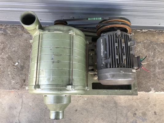 ขายชุดโบลเวอร์แรงดันสูงดูด-เป่าอากาศ Atomic 5HP. 220V(3สาย)พร้อมแปลงไฟครับ เก่าญี่ปุ่น made in Japan ขนาดท่อ 3นิ้ว สภาพสวย หมุนนิ่ม ลมแรงมาก พร้อมใช้งาน