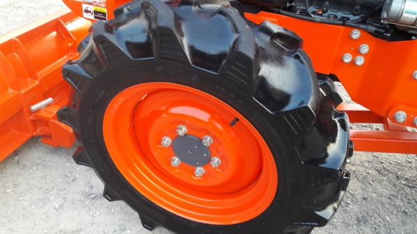 ขาย รถไถ KUBOTA L5018 DT (4WD) 2 เพลา สภาพใหม่สวย พร้อมชุดใบมีดดันหน้า และผาน6