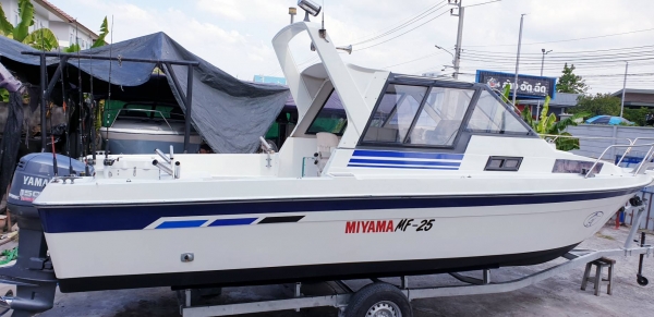 ขายเรือ MIYAMA 25ฟุต(สวยมาก)พร้อมใช้งาน