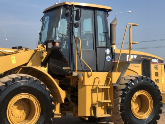 ขายรถตักล้อยาง CAT 950G นำเข้าเองจากญี่ปุ่น สภาพสวยพร้อมใช้งาน มีVDOการทำงานครับ