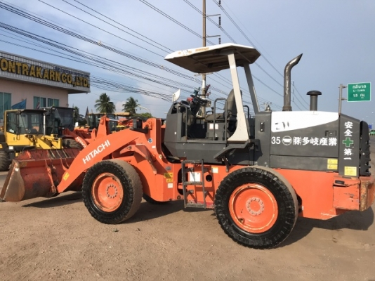 ขายรถตักล้อยาง HITACHI ZW100 ปี 2012 แขนยาวพิเศษ นำเข้าเองจากญี่ปุ่น สภาพสวยพร้อมใช้งาน มีVDOการทำงานครับ ขายรถตักล้อยาง HITACHI ZW100 ปี 2012 แขนยาวพิเศษ นำเข้าเองจากญี่ปุ่น สภาพสวยพร้อมใช้งาน มีVDOการทำงานครับ