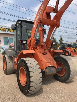ขายรถตักล้อยาง HITACHI ZW140 (เท่าเทียบ WA200-6) ปี 2013 นำเข้าจากญี่ปุ่น สภาพสวยพร้อมใช้ มีVDOการทำงานครับ