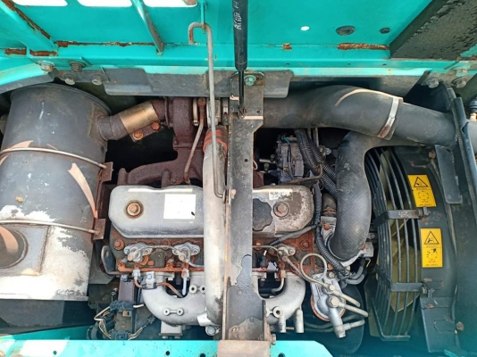 ขาย..KOBELCO SK135SR YY02. เก่านอกแท้  เดิมๆๆมีลายแย๊ก แทรคใหญ่  ปลายยาวพิเศษ  พร้อมใช้ โทร 089-3818694จ๊อย