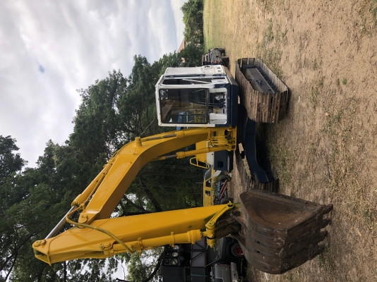 ขายkomutsu  pc100รุ่น5 เอกสารเล่มทะเบียน