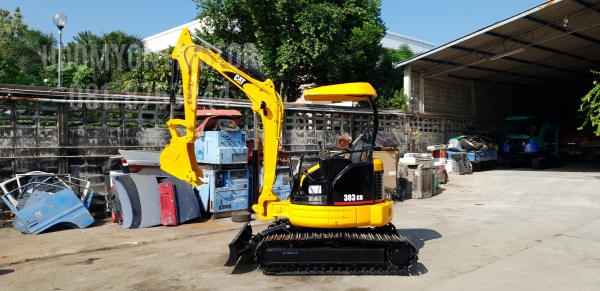 ขาย รถขุด CATERPILLAR รุ่น 303CR มือสองญี่ปุ่น  แทรกเหล็ก  สลัก บูทเอวแน่น 100\% สวยพร้อมใช้งาน มือถือ 0818753444