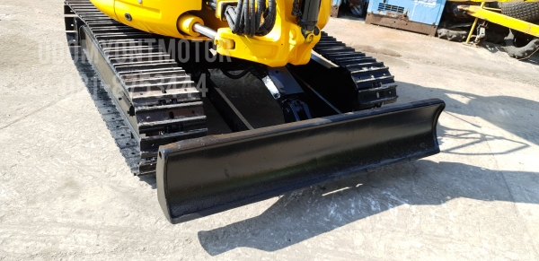 ขาย รถขุด CATERPILLAR รุ่น 303CR มือสองญี่ปุ่น  แทรกเหล็ก  สลัก บูทเอวแน่น 100\% สวยพร้อมใช้งาน มือถือ 0818753444