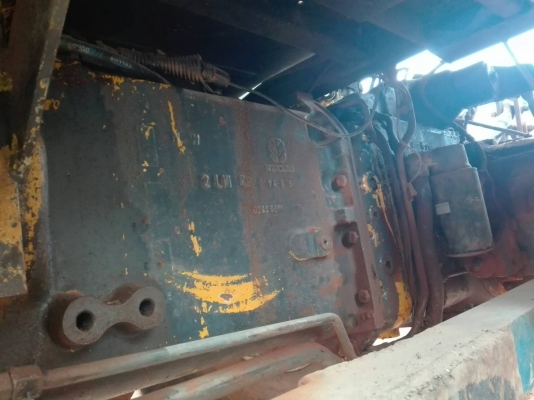 ขายรถไถ FORD NEWHOLLAND 7740  2 เพลาเอกสารเล่มทะเบียน