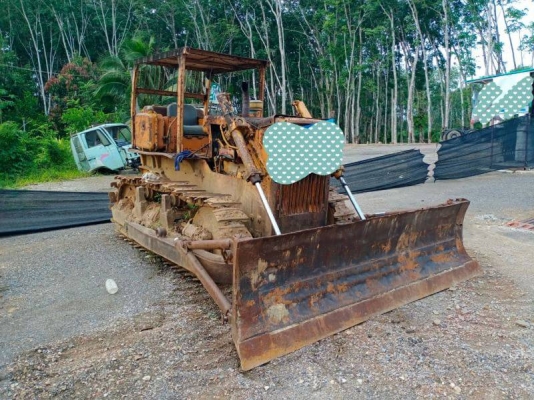 แทรคเตอร์ KOMATSU D50A-15 ห้องเลี้ยวแห้งราคา 200,000