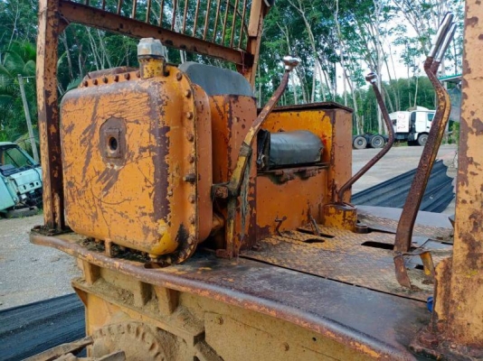 แทรคเตอร์ KOMATSU D50A-15 ห้องเลี้ยวแห้งราคา 200,000