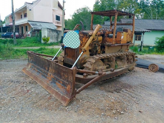 แทรคเตอร์ KOMATSU D50A-15 ห้องเลี้ยวแห้งราคา 200,000