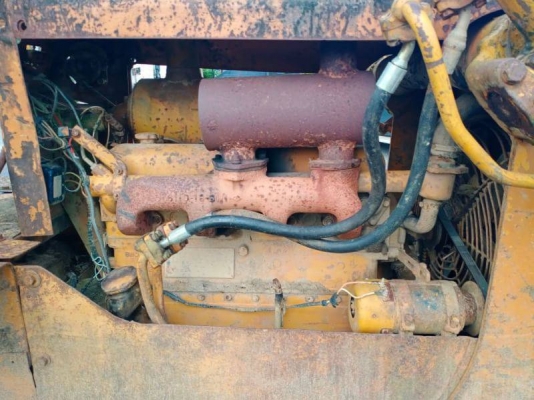 แทรคเตอร์ KOMATSU D50A-15 ห้องเลี้ยวแห้งราคา 200,000