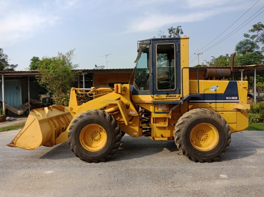 ขาย รถตัก KOMATSU WA100-1 นำเข้าจากญี่ปุ่น ระบบดี สีเดิมทั้งคัน ขายถูก โทร.090-986-2521 อ๊อบ