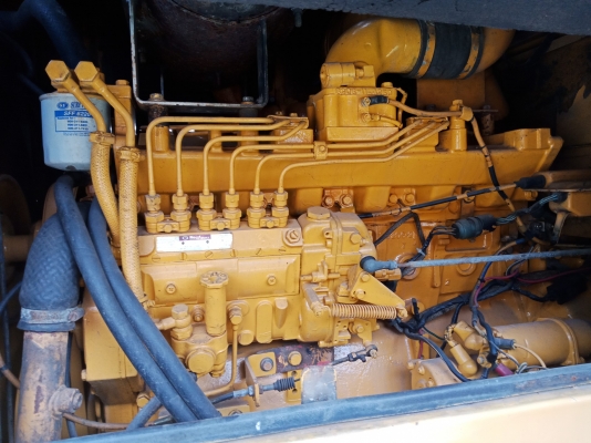 ขาย รถตัก KOMATSU WA100-1 นำเข้าจากญี่ปุ่น ระบบดี สีเดิมทั้งคัน ขายถูก โทร.090-986-2521 อ๊อบ