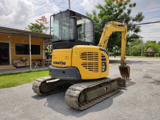 มาใหม่ๆ KOMATSU PC 50MR-2 อามพิเศษ นำเข้าจากญี่ปุ่นโดยตรง ชั่วโมงทำงานน้อย พร้อมตู้เก๋งสวยๆ โทร.090-986-2521 อ๊อบ