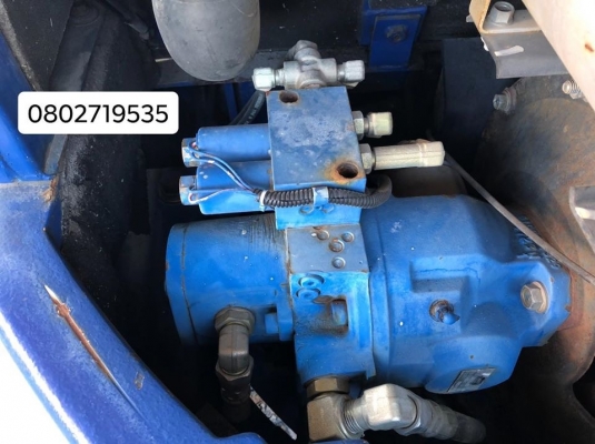 IHI 40 NX2 เท่ากับ PC40 มีหัวเจาะ+บุ้งกี๋ 2ลูก