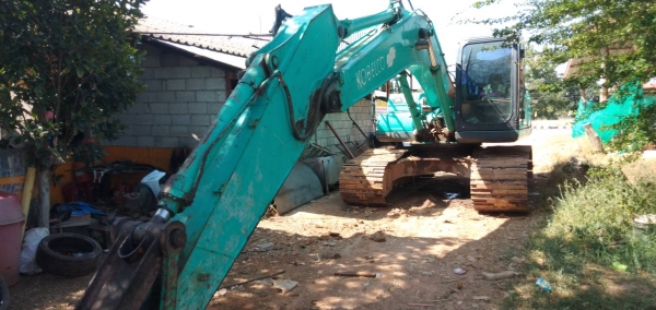 KOBELCO SK200-8YN11 ปี56 ชม.ทำงานไม่ถึงหมื่น ไฟฟ้าครบ เอวหลวม เอกสารเล่มทะเบียนราคา 990,000 คอมนอก20,000 KOBELCO SK200-8YN11 ปี56 ชม.ทำงานไม่ถึงหมื่น ไฟฟ้าครบ เอวหลวม เอกสารเล่มทะเบียนราคา 990,000 คอมนอก20,000