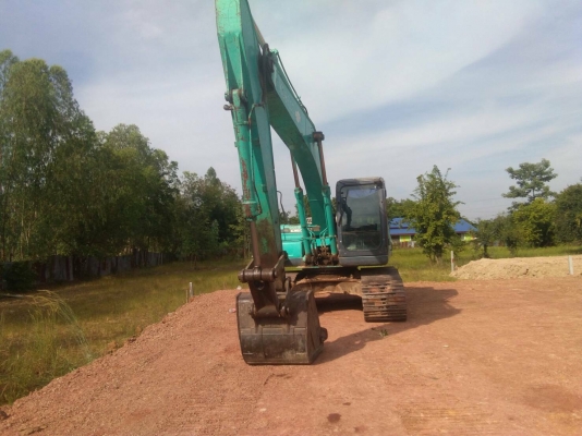 KOBELCO SK200-8YN11 ปี56 ชม.ทำงานไม่ถึงหมื่น เอวหลวม เอกสารเล่มทะเบียนราคา 990,000 คอมนอก20,000