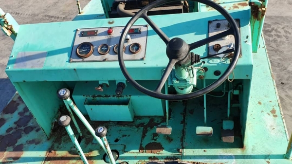 ขายด่วนลดกระหน่ำราคาพิเศษ425,000บาท.รถบด.ล้อยางซูมิโตโมรุ่นใหม่7ล้อยางขนาด9ตันหน้ายางหลังยางระบบทำงานดีเป็นรถนอกเพื่งนำเข้ามาใหม่จากญี่ปุ่นสีเดิมๆรถสวยสถาพดรยังไม่เคยใช้งานในไทยเลย