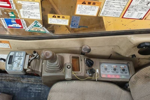 ขายด่วนพิเศษลดกระหน่ำ475,000บาทรถแบคโฮรถCATคาเม่ร่า308BSRรุ่นยอดนิยมสวยๆเทียบเท่าPC80ออโต้คันเร่งเครื่อง4สูบเครื่องดีปั่มแรงไฟฟ้าครบซีเรียสุงชั่วโม่งทำงานน้อยรถนอกเพิ่งนำเข้ามาใหม่ยังไม่เคยใช้งานในเมืองไทยเลย