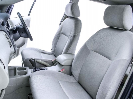 ออกรถ 0 บาท TOYOTA INNOVA 2.0 G 2010