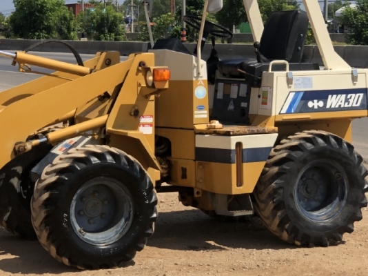 ขายรถตักล้อยาง KOMATSU WA30-2 (4XX ชั่วโมง) นำเข้าเองจากญี่ปุ่น สภาพสวยพร้อมใช้งาน มีVDOการทำงานครับ