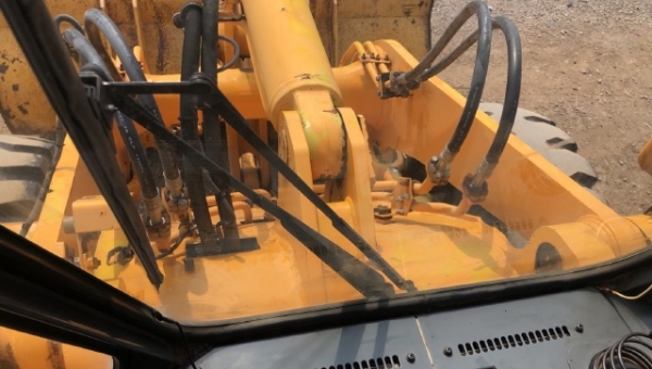 ขายรถตักล้อยาง KOMATSU WA300-3E นำเข้าเองจากญี่ปุ่น สภาพสวยพร้อมใช้งาน มีVDOการทำงานครับ ขายรถตักล้อยาง KOMATSU WA300-3E นำเข้าเองจากญี่ปุ่น สภาพสวยพร้อมใช้งาน มีVDOการทำงานครับ
