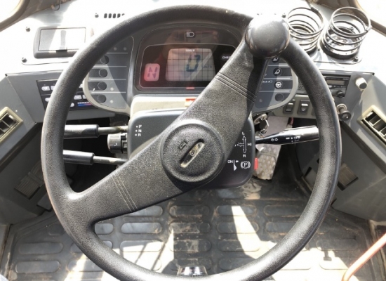 ขายรถตักล้อยาง KOMATSU WA300-3E นำเข้าเองจากญี่ปุ่น สภาพสวยพร้อมใช้งาน มีVDOการทำงานครับ ขายรถตักล้อยาง KOMATSU WA300-3E นำเข้าเองจากญี่ปุ่น สภาพสวยพร้อมใช้งาน มีVDOการทำงานครับ