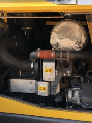 ขายรถตักล้อยาง KOMATSU WA320-6 นำเข้าเองจากญี่ปุ่น สภาพสวยพร้อมใช้งาน มีVDOการทำงานครับ ขายรถตักล้อยาง KOMATSU WA320-6 นำเข้าเองจากญี่ปุ่น สภาพสวยพร้อมใช้งาน มีVDOการทำงานครับ