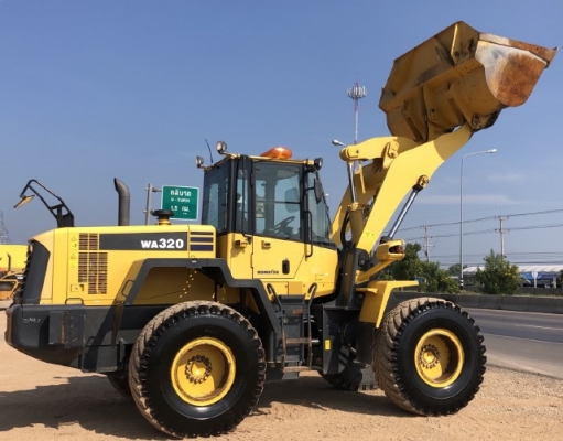 ขายรถตักล้อยาง KOMATSU WA320-6 นำเข้าเองจากญี่ปุ่น สภาพสวยพร้อมใช้งาน มีVDOการทำงานครับ ขายรถตักล้อยาง KOMATSU WA320-6 นำเข้าเองจากญี่ปุ่น สภาพสวยพร้อมใช้งาน มีVDOการทำงานครับ