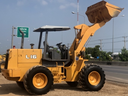 ขายรถตักล้อยาง TCM L16 นำเข้าเองจากญี่ปุ่น สภาพสวยพร้อมใช้งาน มีVDOการทำงานครับ