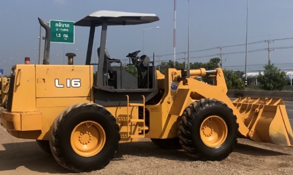 ขายรถตักล้อยาง TCM L16 นำเข้าเองจากญี่ปุ่น สภาพสวยพร้อมใช้งาน มีVDOการทำงานครับ
