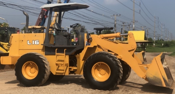 ขายรถตักล้อยาง TCM L16 นำเข้าเองจากญี่ปุ่น สภาพสวยพร้อมใช้งาน มีVDOการทำงานครับ