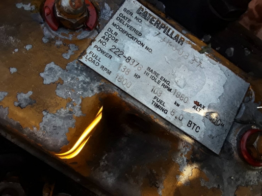 CAT320C ชม.ทำงาน2หมื่นนิดๆ ทุกอย่างดี มีแผลที่แขนนิดหน่อยเอกสารเล่มทะเบียนราคา 980,000 คอมนอก15,000