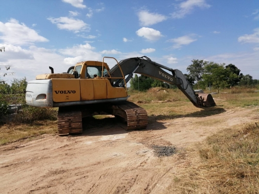 volvo  ขายด่วน7แสนต่อรอง0979935974