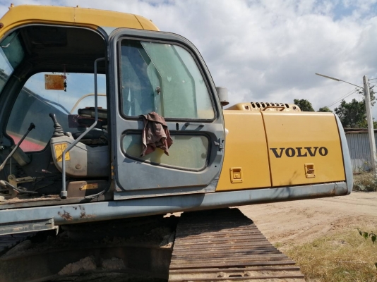 volvo  ขายด่วน7แสนต่อรอง0979935974